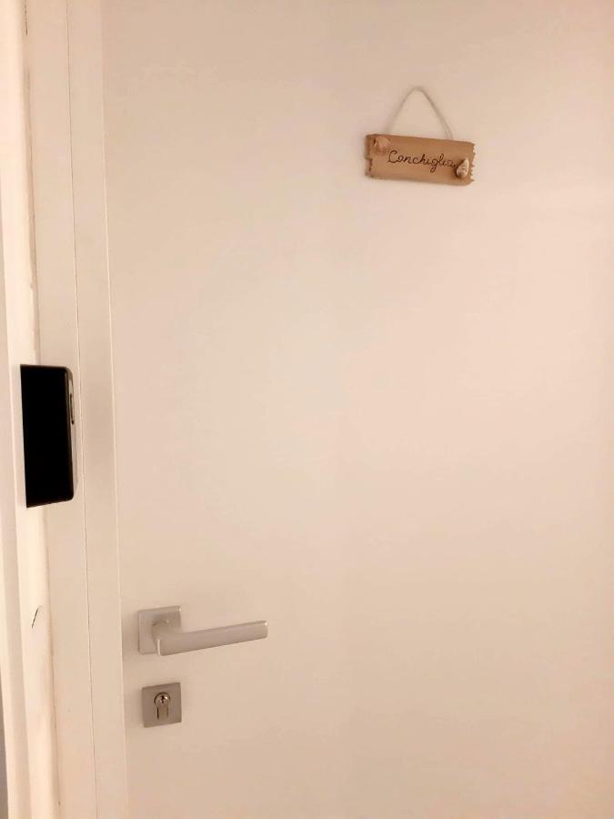 A Due Passi Da Bed & Breakfast Genoa Luaran gambar