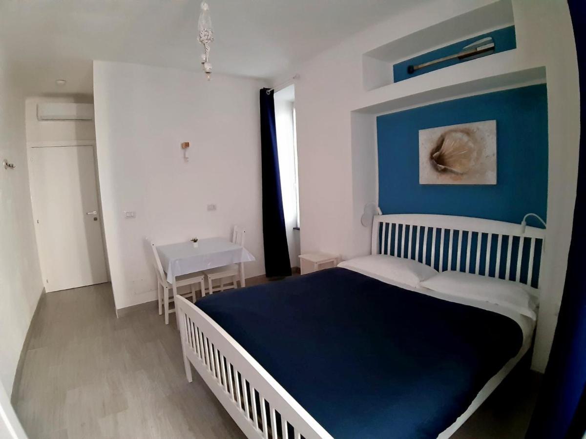 A Due Passi Da Bed & Breakfast Genoa Luaran gambar